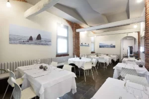 arredi mirhage ristorazione moderna